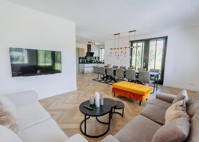 Brand New Bright Luxurious Villa In Amsterdam!
