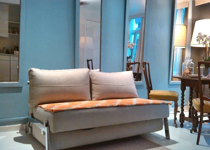 Miss Jordaan for Quiet Travellers