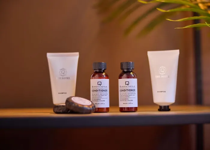 Quentin Canal House Hotel