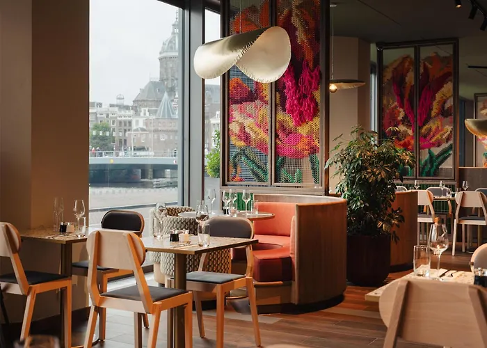 Doubletree By Hilton Amsterdam Centraal Station